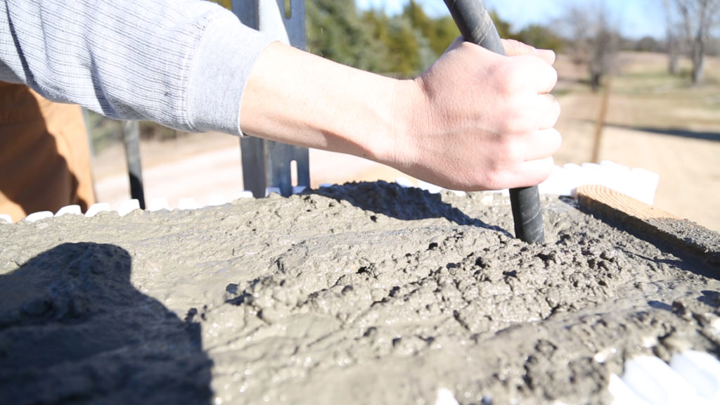 Internally vibrating concrete